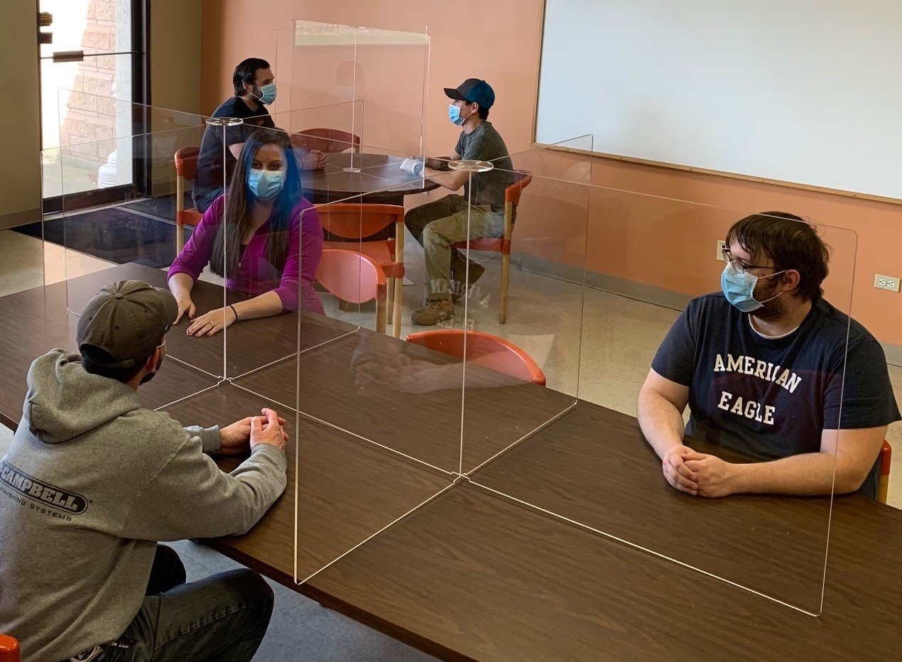 Table top 4 way divider