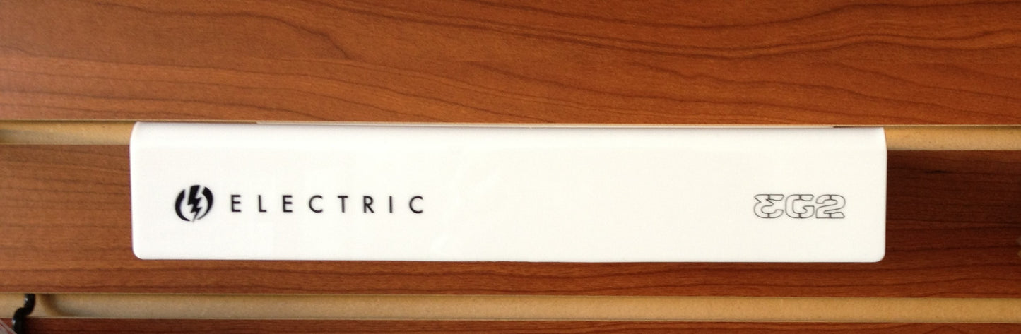 Plastic white shelf for slatwall