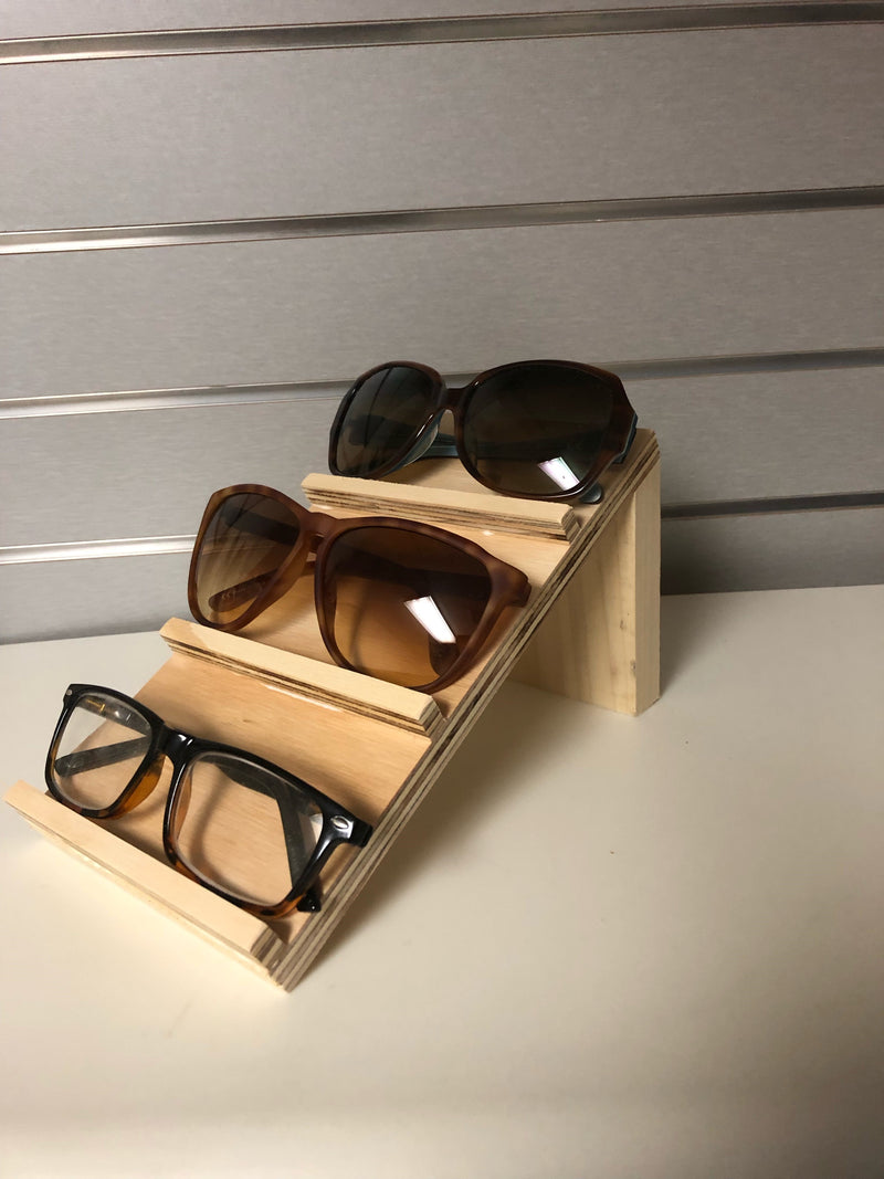 wood eyewear displayer